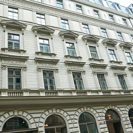 Palace Dlazdena Central Apartment - New Town Prague Exterior photo