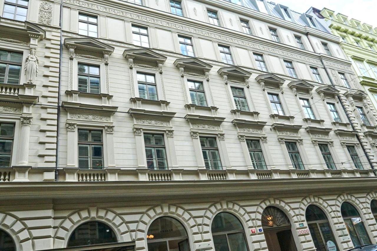 Palace Dlazdena Central Apartment - New Town Prague Exterior photo